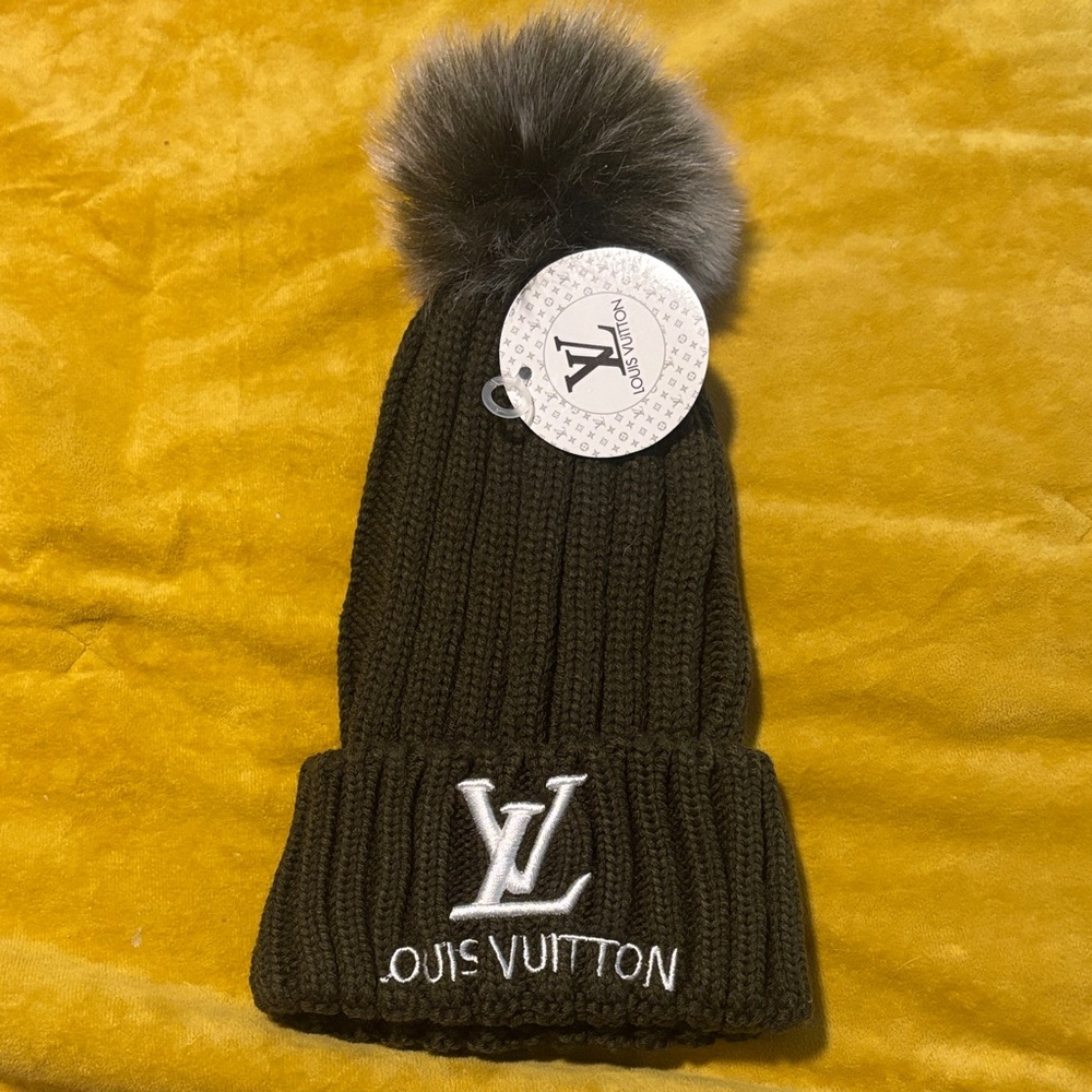 Louis Vuitton Kids Beanie with Pom-Pom - Dark Brown